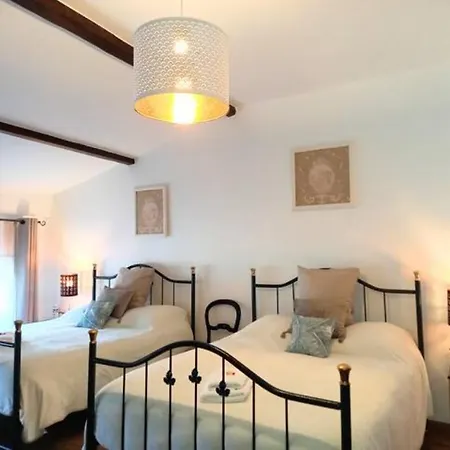 Particulier Payan Champier Couette-café 4*