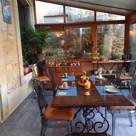 Particulier Payan Champier Couette-café Saint-Paul-Trois-Châteaux